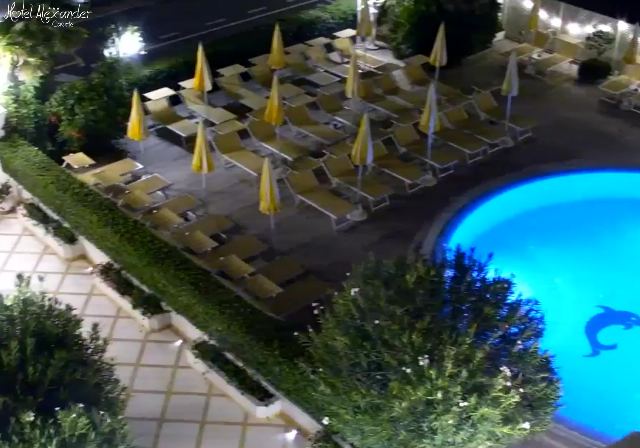 Hotel Alexander a Caorle in diretta: Spiaggia di Levante, spiaggia di levante