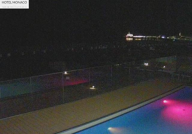 Hotel Monaco a Caorle in diretta: Spiaggia di Levante, spiaggia di levante